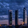Districte financer de Madrid — gestió de carteres benchmark vs volatilitat